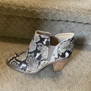 Vince Camuto Booties